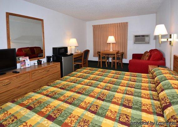 Super 8 By Wyndham Grand Island Otel Dış mekan fotoğraf