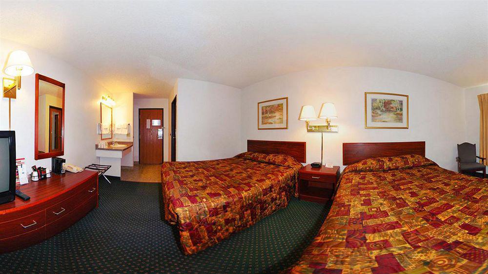 Super 8 By Wyndham Grand Island Otel Dış mekan fotoğraf